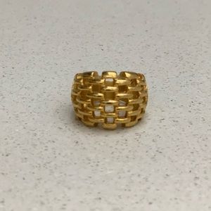 Gold ring size 6